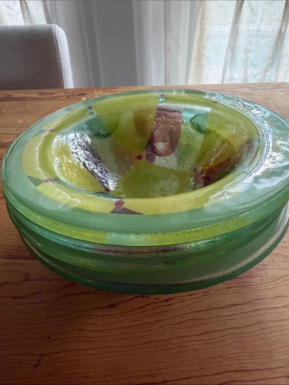 Villeroy & Boch Hand-Painted Glass Dessert Bowls in lemon Yellow, red apple